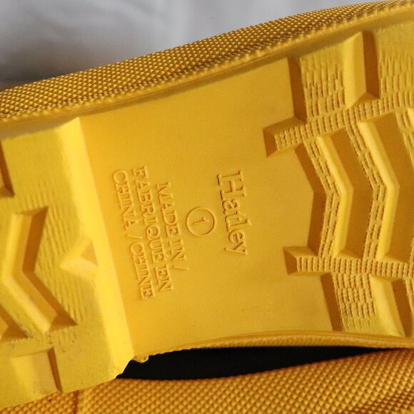 Hatley Kids Classic Slip On Sz 1 Navy Yellow Outdoor Matte Rubber Rain Boots - Picture 11 of 11